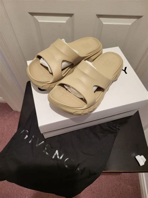 how do givenchy slides fit|givenchy marshmallow sandals.